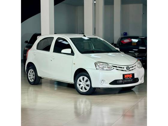 TOYOTA ETIOS 1.3 X 16V FLEX 4P MANUAL TOYOTA ETIOS 1.3 X 16V FLEX 4P MANUAL